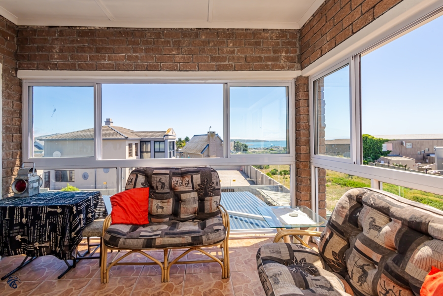 3 Bedroom Property for Sale in Myburgh Park Western Cape